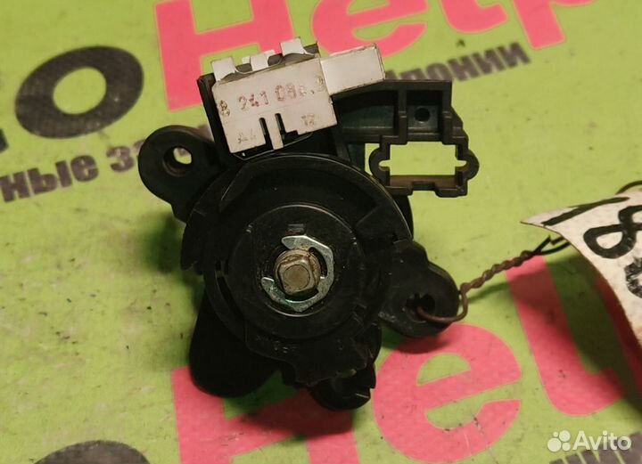 Личинка замка багажника BMW 5-series E60