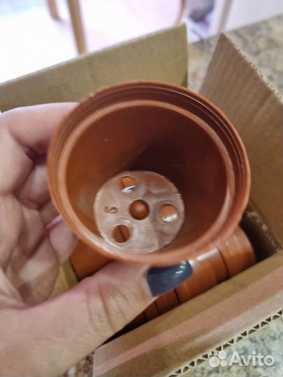 Горшок для цветов маленький