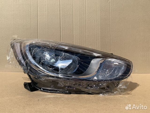 Фара правая Hyundai Solaris 2010-2014