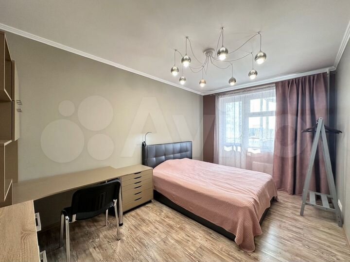 3-к. квартира, 73 м², 8/17 эт.