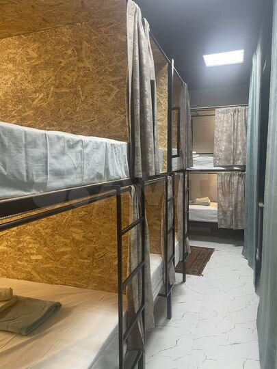Комната 45 м², 1/3 эт.