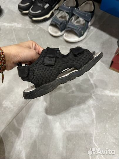 Сандалии для сада и бассейна