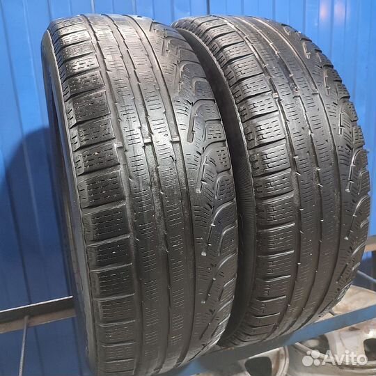 Pirelli Winter Sottozero 210 Serie II 215/60 R17