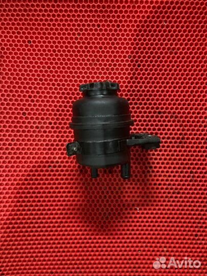 Бачок гур бмв 3 e90