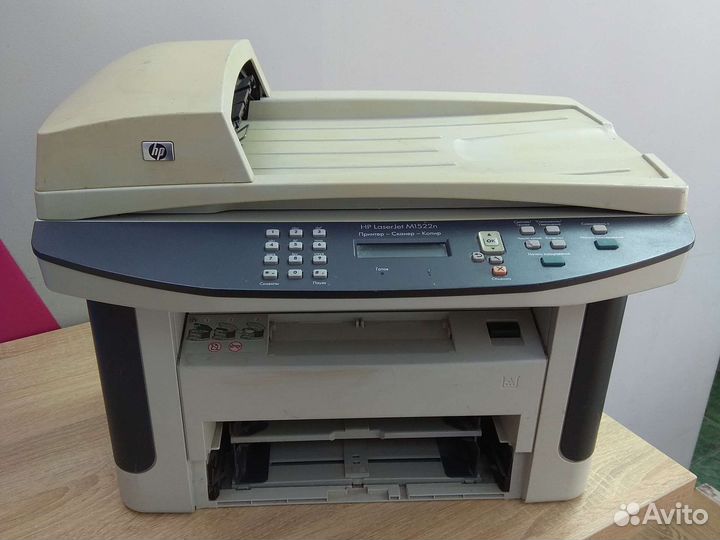 Принтер сканер копир HP M1522n