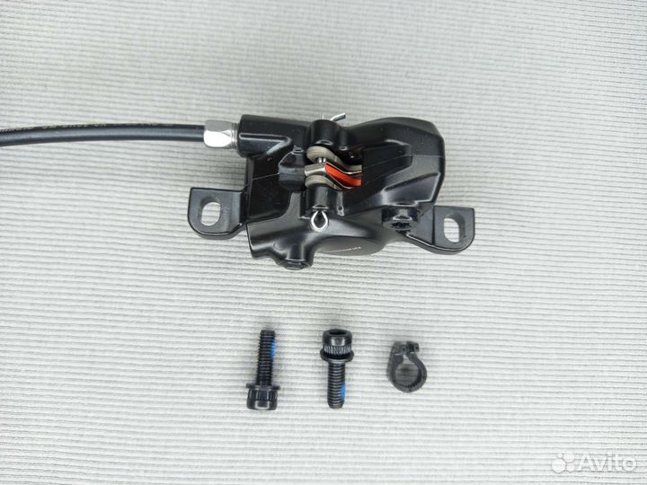 Новый калипер Shimano BR-MT200