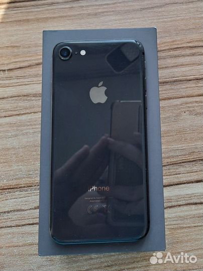 iPhone 8, 64 ГБ