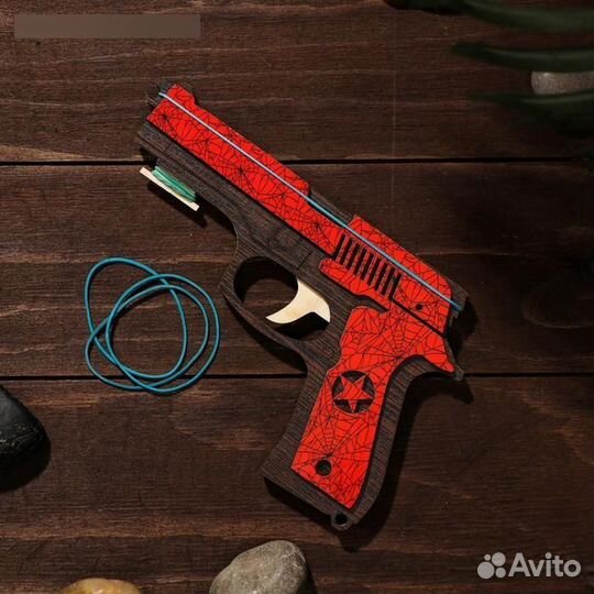 Сувенир деревянный Резинкострел, красный гранит +