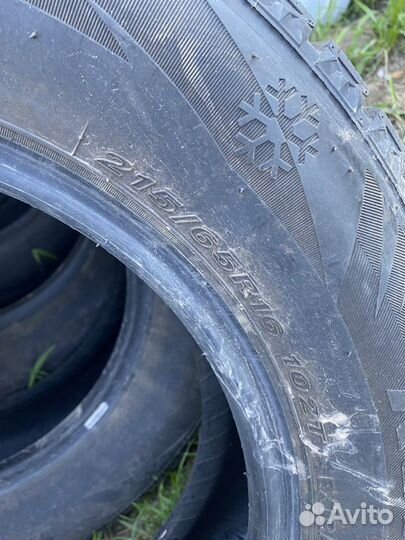 Roadstone Winguard WinSpike 215/65 R16 102T