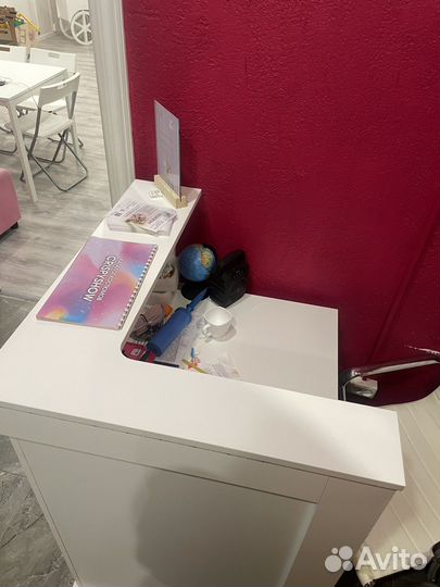 Стойка администратора ресепшн