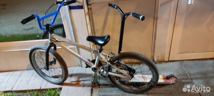 Трюковой велосипед бмх(торг уместен)