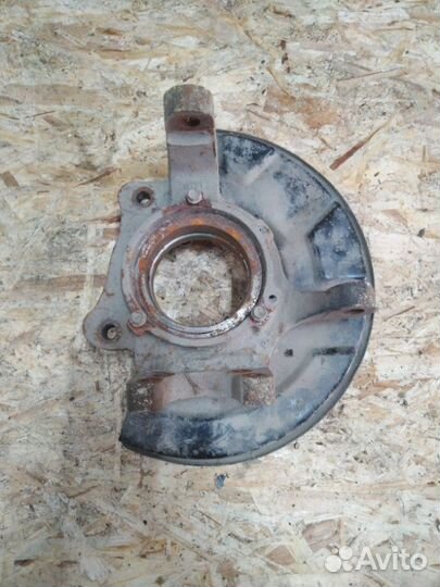 Кулак поворотный передний правый Ssang Yong Kyron