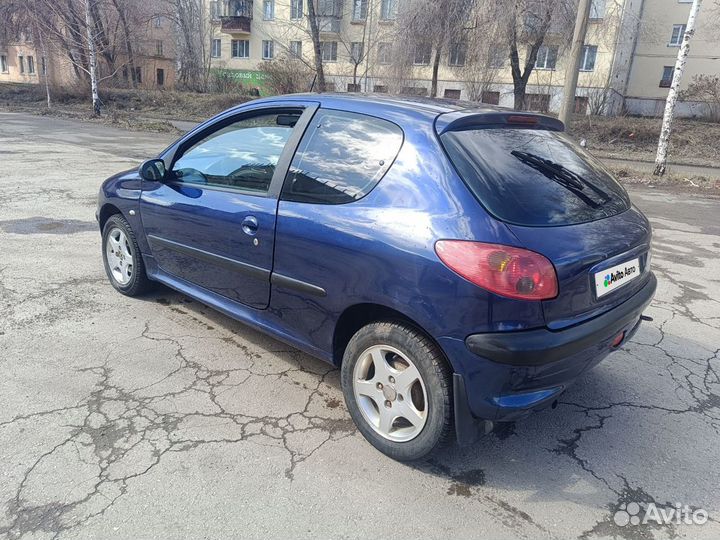 Peugeot 206 1.4 AT, 2005, 195 000 км