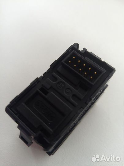 Кнопка освещения салона Volvo 21211196