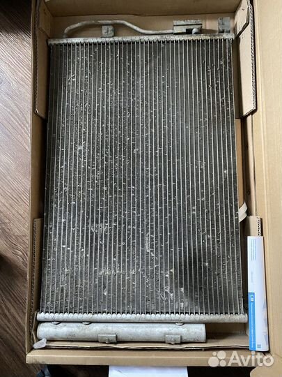 Радиатор опель мокка родной пробитый