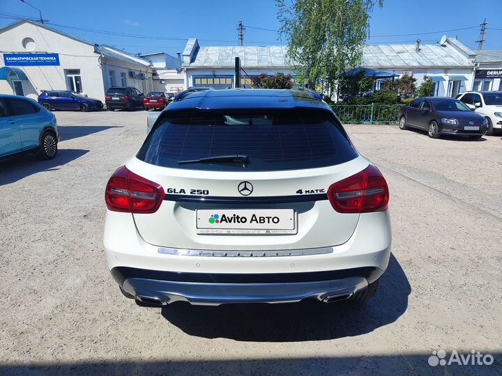 Mercedes-Benz GLA-класс 2.0 AMT, 2015, 73 600 км