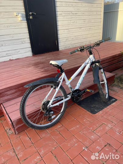 Велосипед GT для девочки