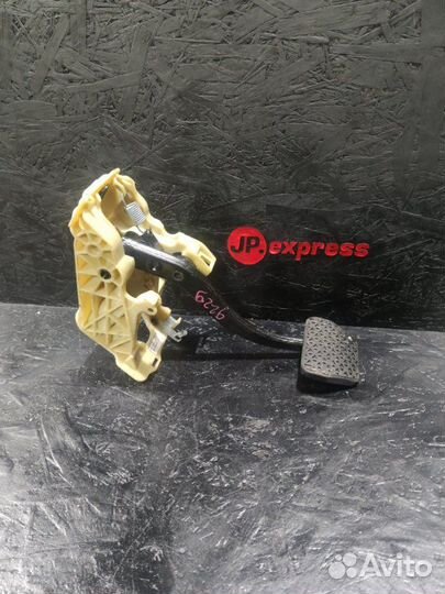 Педаль тормоза Bmw 6 E63 N62B48 2007