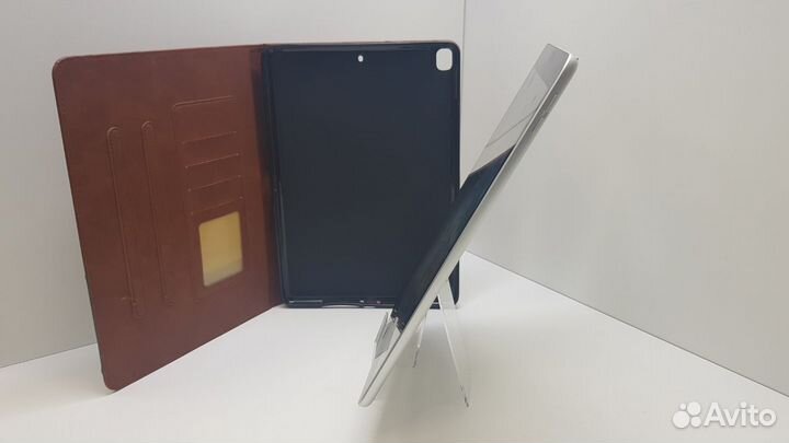 Планшет без SIM-карты Apple iPad 9 10,2 Wi-Fi 3/64