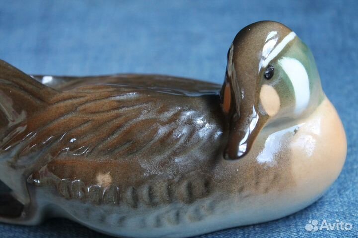 Фарфоровая статуэтка. Утка. лфз
