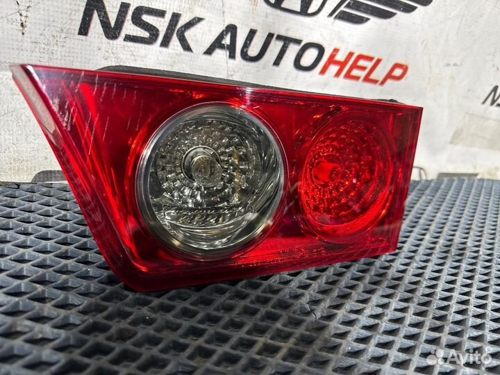 Стоп в крышку багажника правый Honda Accord CL9