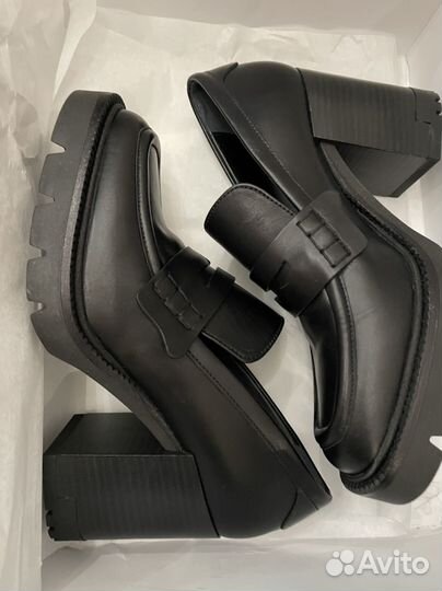 Лоферы женские 37 размер