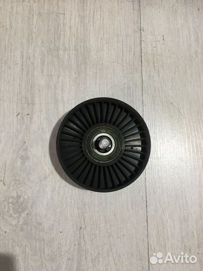 Обводной ролик KIA cerato 2 1.6 мт седан