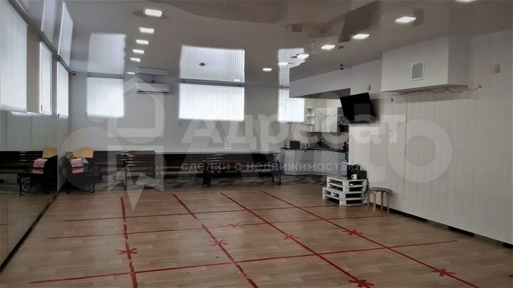 Продам помещение свободного назначения, 350 м²