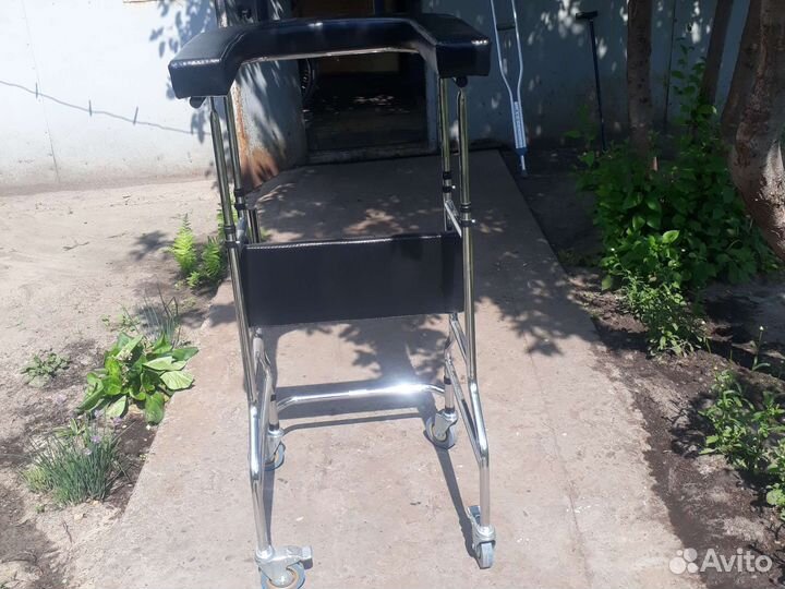 Ходунки для реабилитации с колесами и ручками