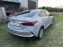 Hyundai Solaris 1.6 MT, 2021, 60 000 км, с пробегом, цена 1 700 000 руб.