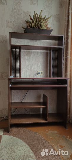 Компьютерный стол