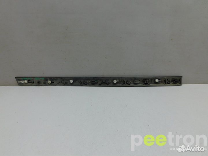 Б/У Б/У Молдинг двери задней левой 51138092877 BMW