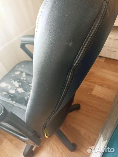 Компьютерный стул