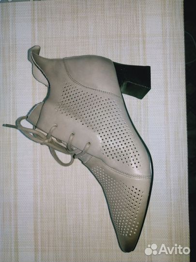 Ботильоны натуральная кожа 39