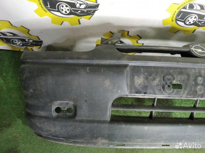 Бампер передний Opel Corsa B 1995