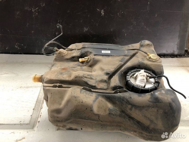 Бак топливный Ford Focus 3 седан 1.6 2012
