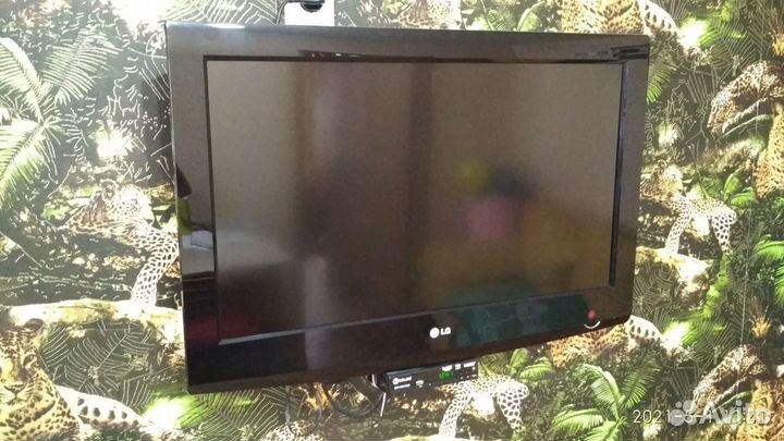 Телевизор LG 32