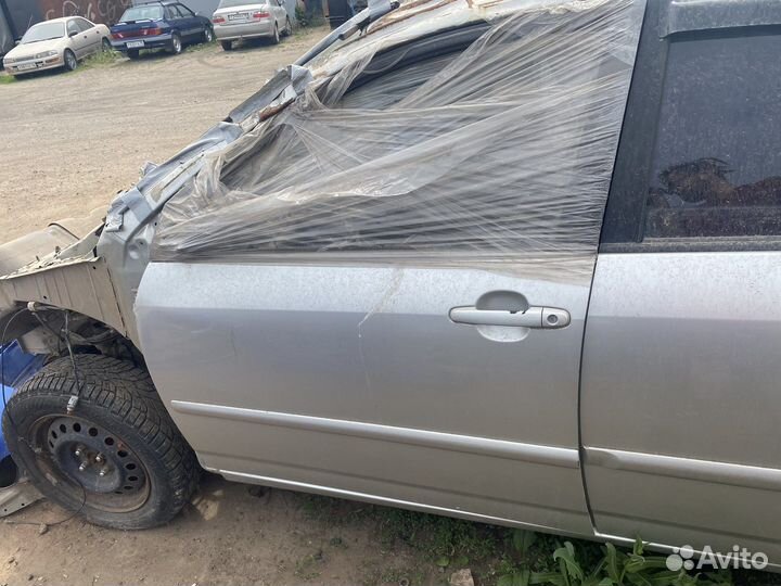 Дверь левая toyota corolla e 120