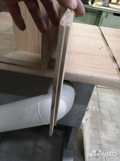 Раскрой, распил дерева на ленточный пиле