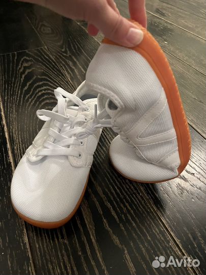 Босоногие кроссовки