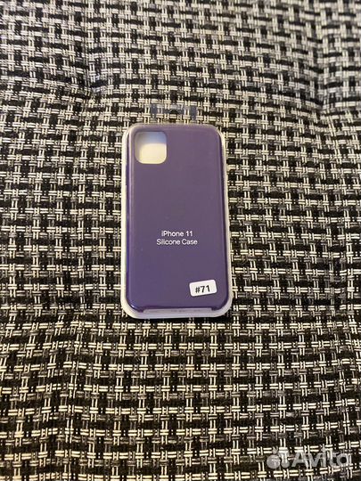 Чехол на iPhone 11