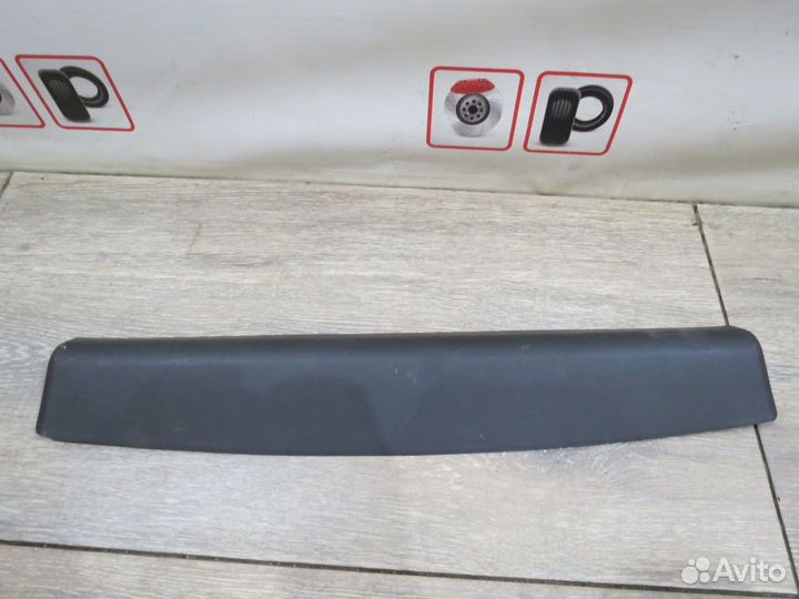 Накладка крышки багажника LADA Vesta