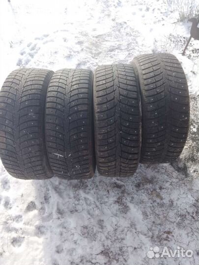 Laufenn I Fit Ice LW 71 205/55 R16