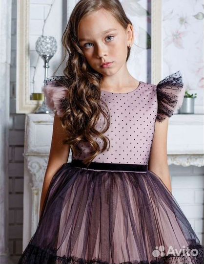 Нарядное платье