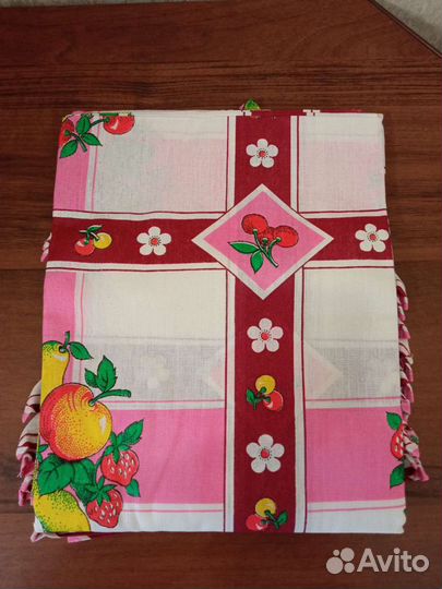 Скатерть бязевая и12 салфеток новые