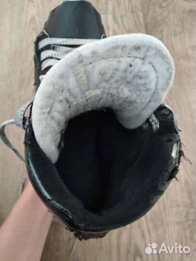 Хоккейные коньки bauer
