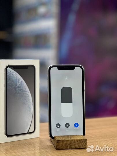 iPhone Xr, 128 ГБ