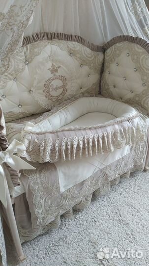 Продаю комплект,Кровать,Балдахин в подарок