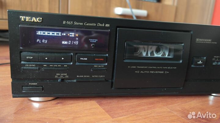 Кассетная дека teac R-565