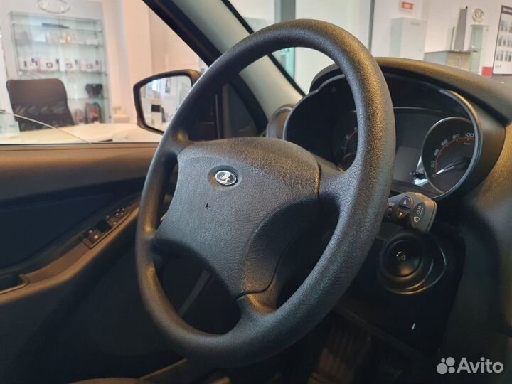 LADA Granta 1.6 МТ, 2023